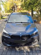 BMW 220 Gran Tourer 220i Steptronic Sport Line S... - mit Benzin-Antrieb: Grau, Teilleder, Head-Up Display