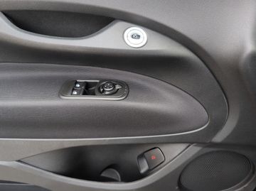 Fiat 500e 42 kWh Kam.+Navi+ACC+PDC+SpurH+AUT+KlimaA