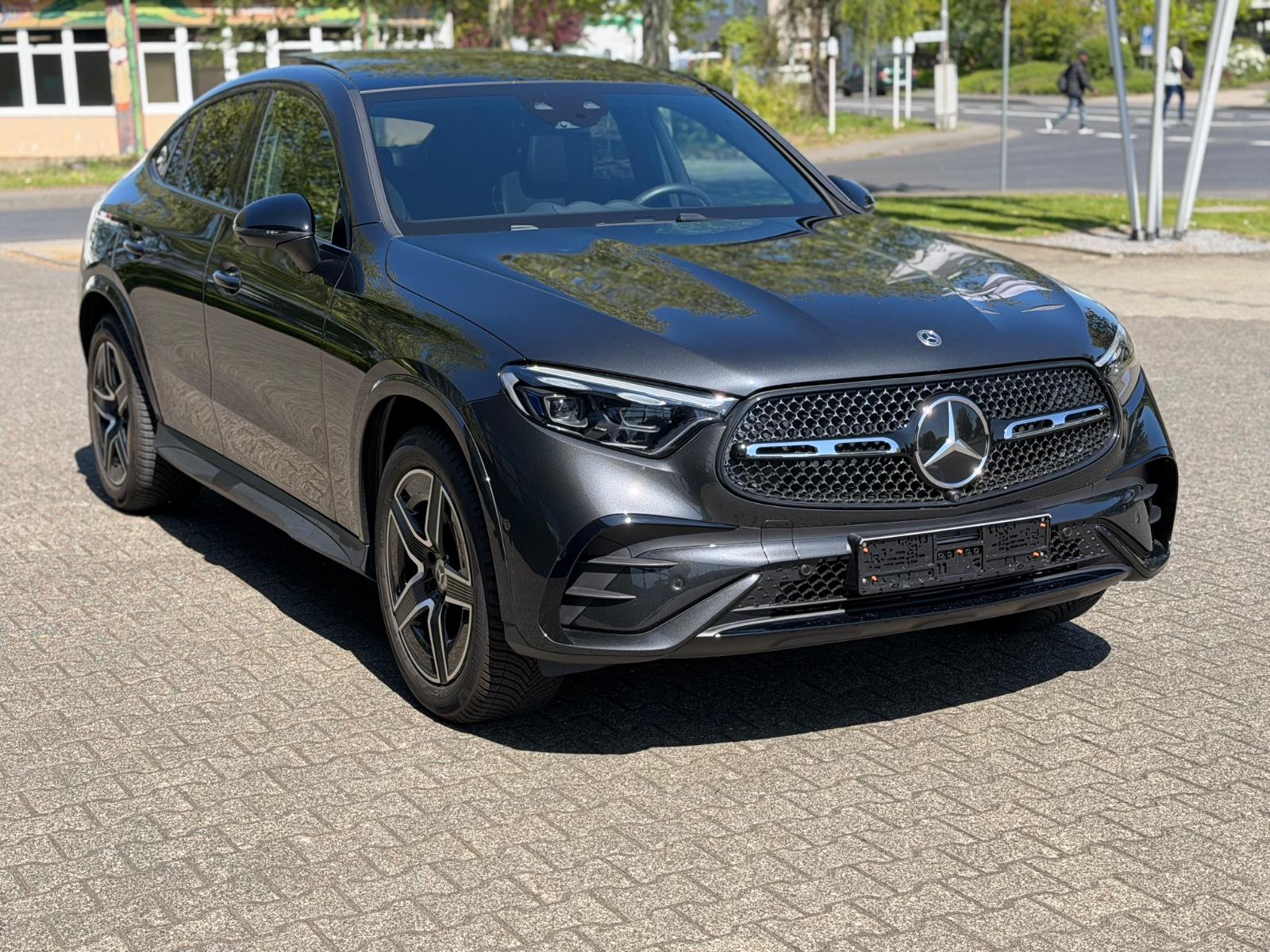 Mercedes-Benz GLC 220d 4Matic Coupe AMG PANO DIGITAL LIGHT 360