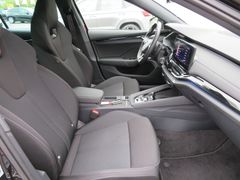 SKODA Octavia Combi 2.0 TDI Sportline DSG LED Navi SKODA Octavia Combi 2.0 TDI Sportline DSG LED Navi