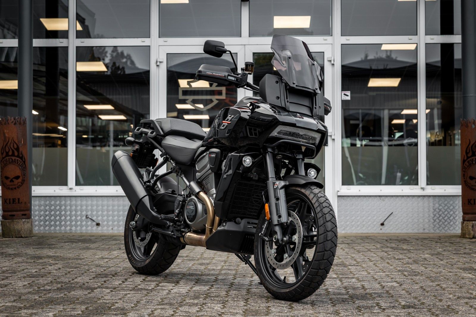 Fahrzeugabbildung Harley-Davidson PAN AMERICA RA1250 - TOURING AUSSTATTUNG