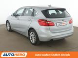 BMW 218i Active Tourer Basis Aut.*NAVI*LED*TEMPO*CAM - BMW 218 Active Tourer in Köln
