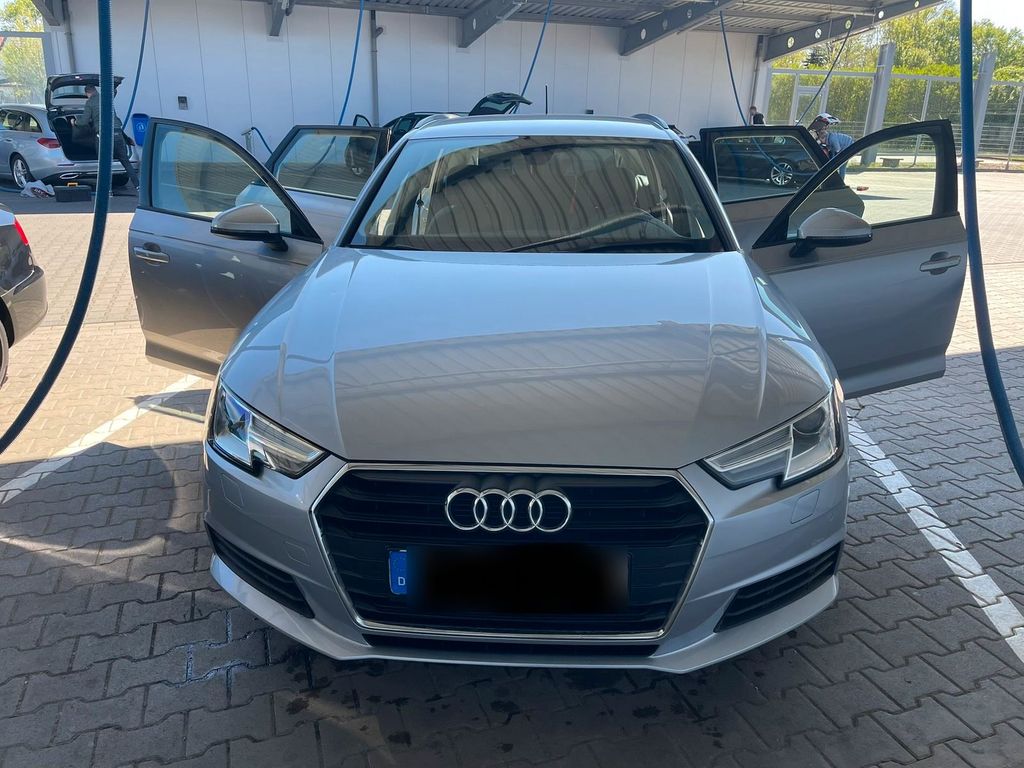 Image of Audi A4