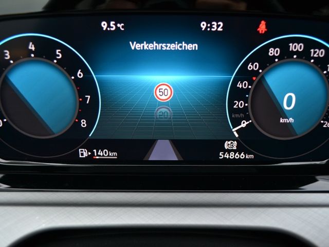 Golf VIII 1.5 TSI Life LED/NAVI+VZE/16-ZOLL/PDC/