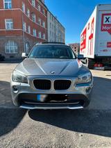BMW Ich verkaufe BMW X1 2011 - BMW 1er Reihe mit Diesel-Antrieb: Geländewagen