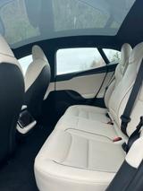 Tesla Model S ,Tri-Motor, Plaid - Tesla Model S: Plaid