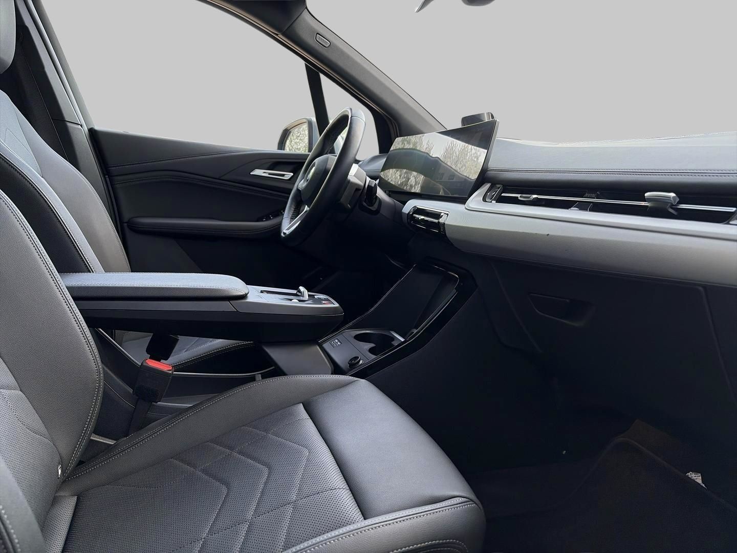 BMW 220 - Bild 18