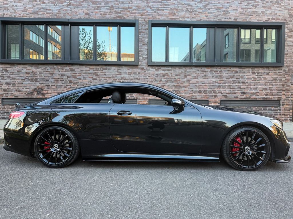 Image of Mercedes-Benz 400