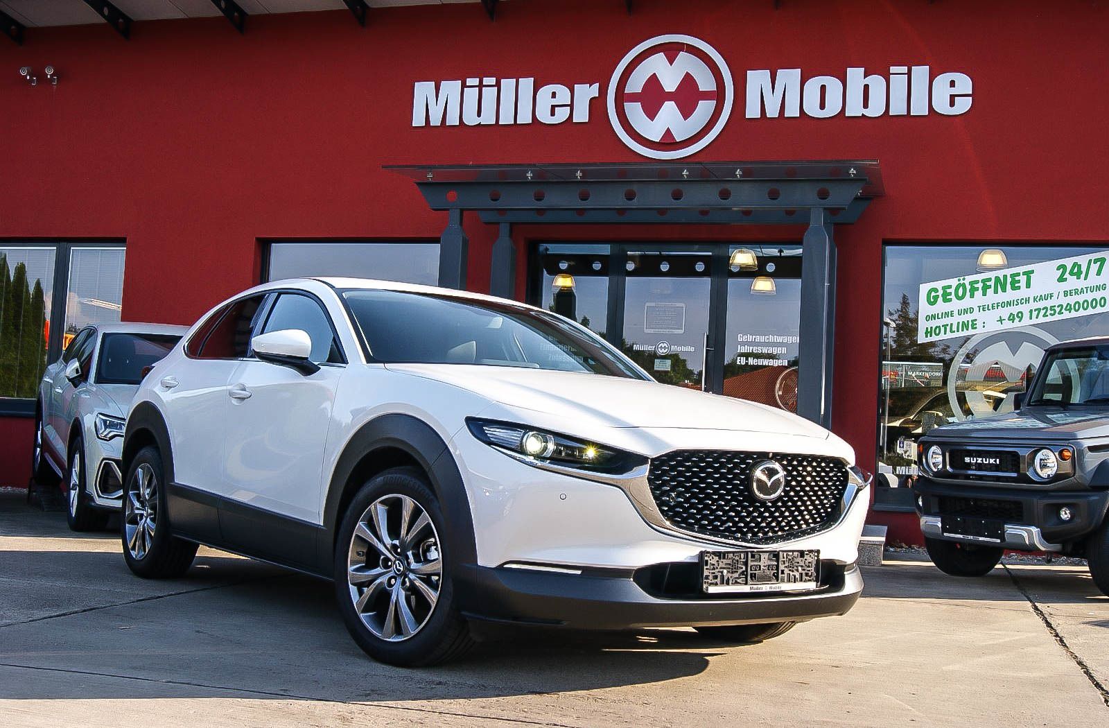 Fahrzeugabbildung Mazda CX-30 2.0 SKYACTIV-X-M Hybrid Selection AWD LED