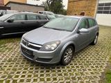 Opel Astra H Lim. Elegance - Opel Astra aus 2004 mit Diesel-Antrieb