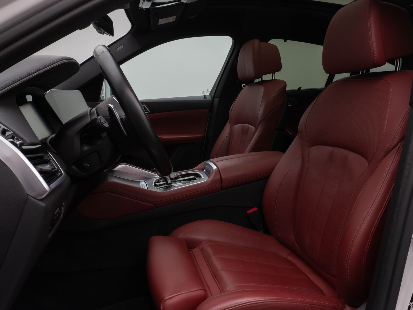 Fahrzeugabbildung BMW X6 xD40d M Sport Panorama 360°Laser HUD DisplKey