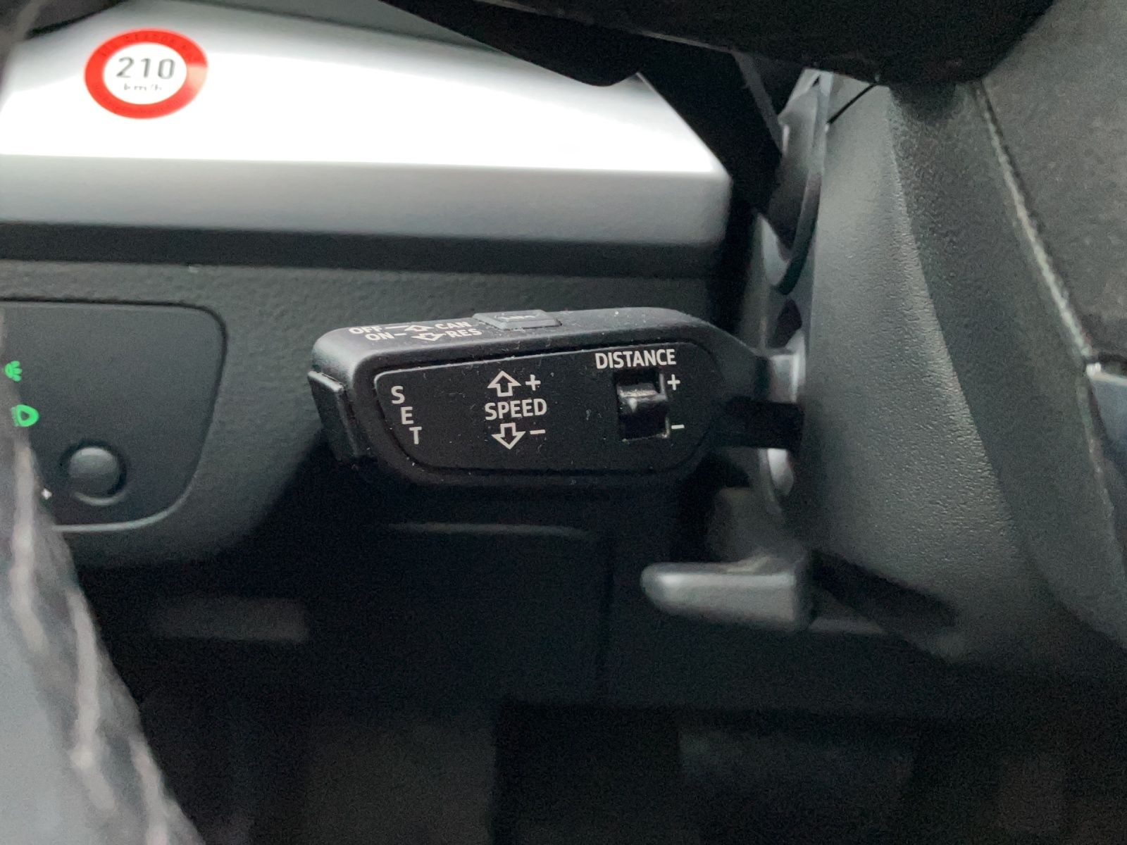 Fahrzeugabbildung Audi Q5 55 TFSI e Q S line MATRIX ACC LUFT AVC AHK NA