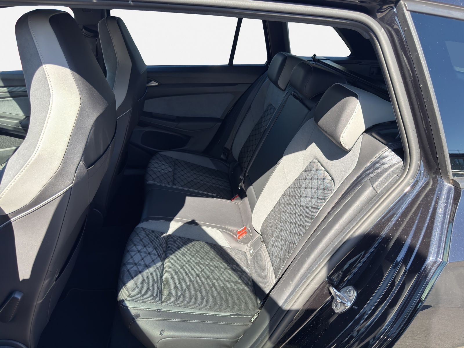 Volkswagen Golf - Bild 17