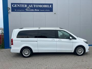 Mercedes V 220 - 5