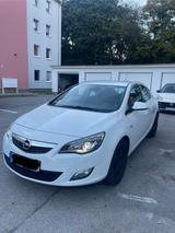 Opel Astra 1.6 Turbo Edition 132kW Edition - Opel Astra aus 2011: Turbo