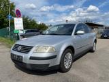 Volkswagen Passat Lim. Trendline - gebrauchte VW Passat aus dem Jahr 2001