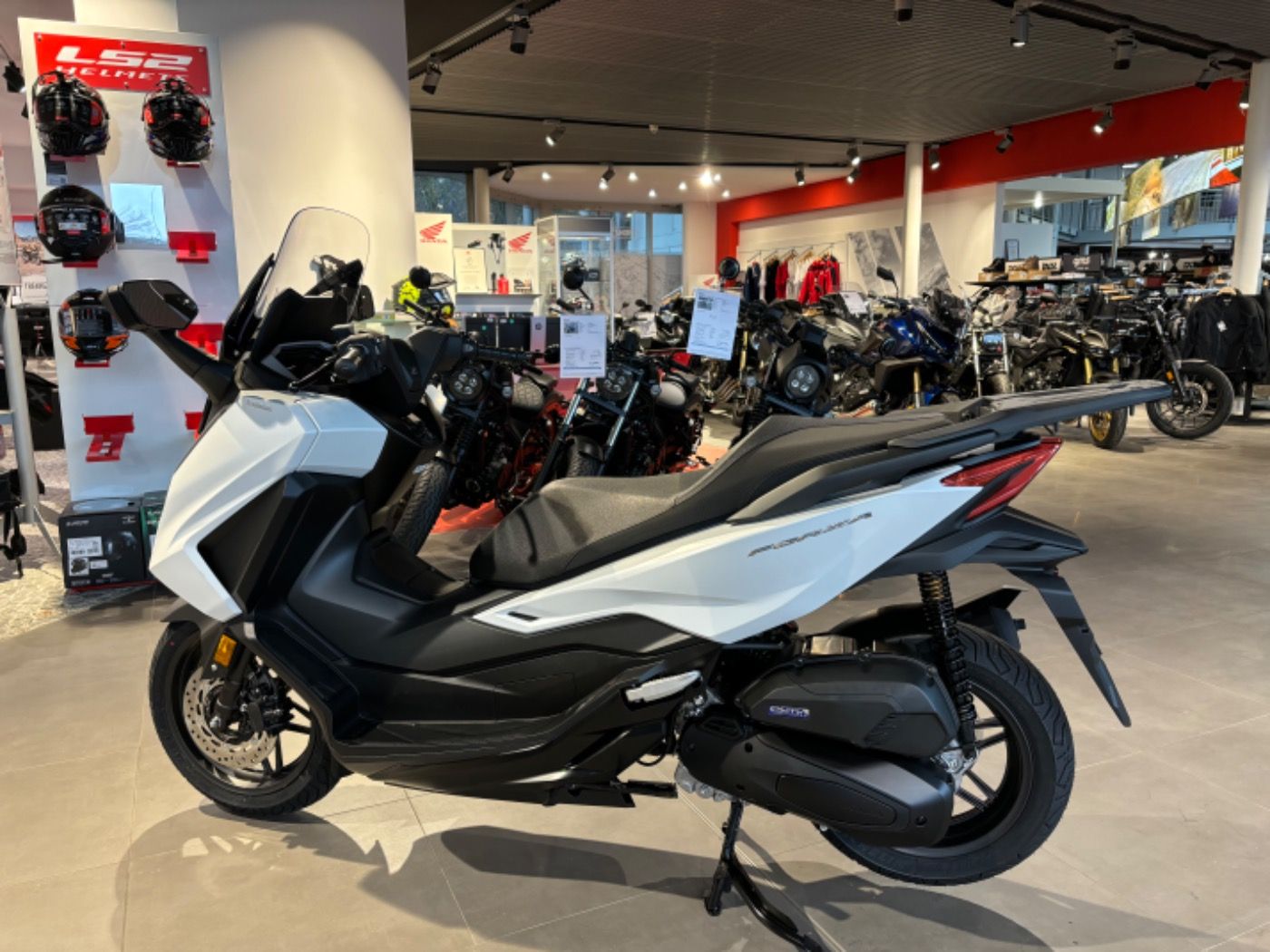 Fahrzeugabbildung Honda Forza 125 NSS 125 Modell 2025