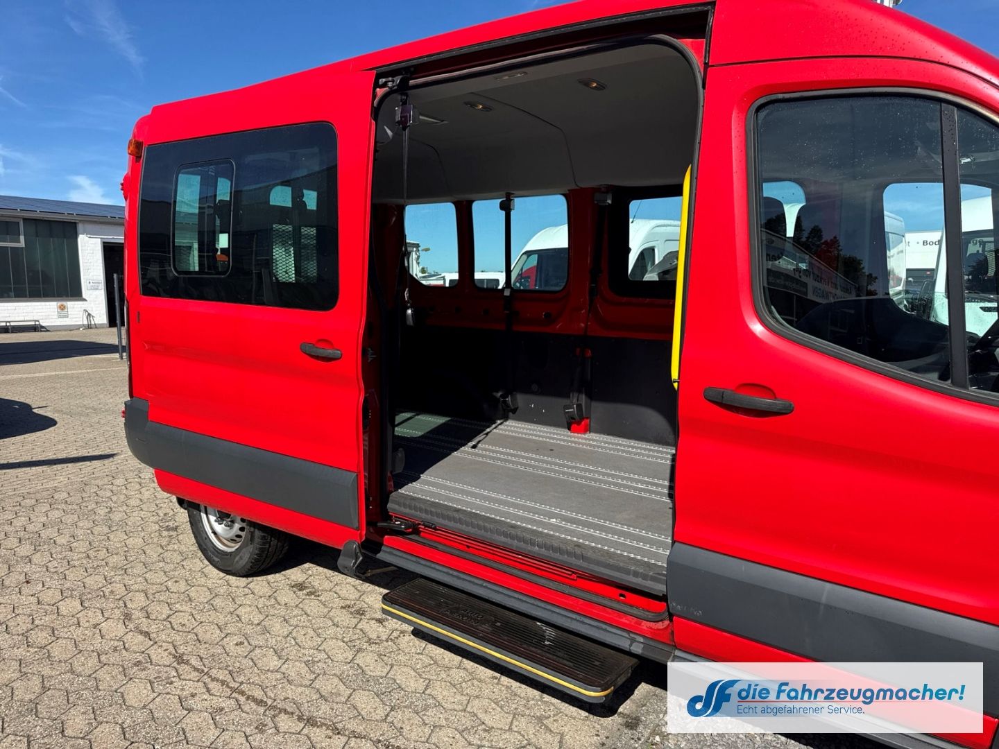 Fahrzeugabbildung Ford Transit Kombi 350 L3 2.2 TDCi DPF *4163