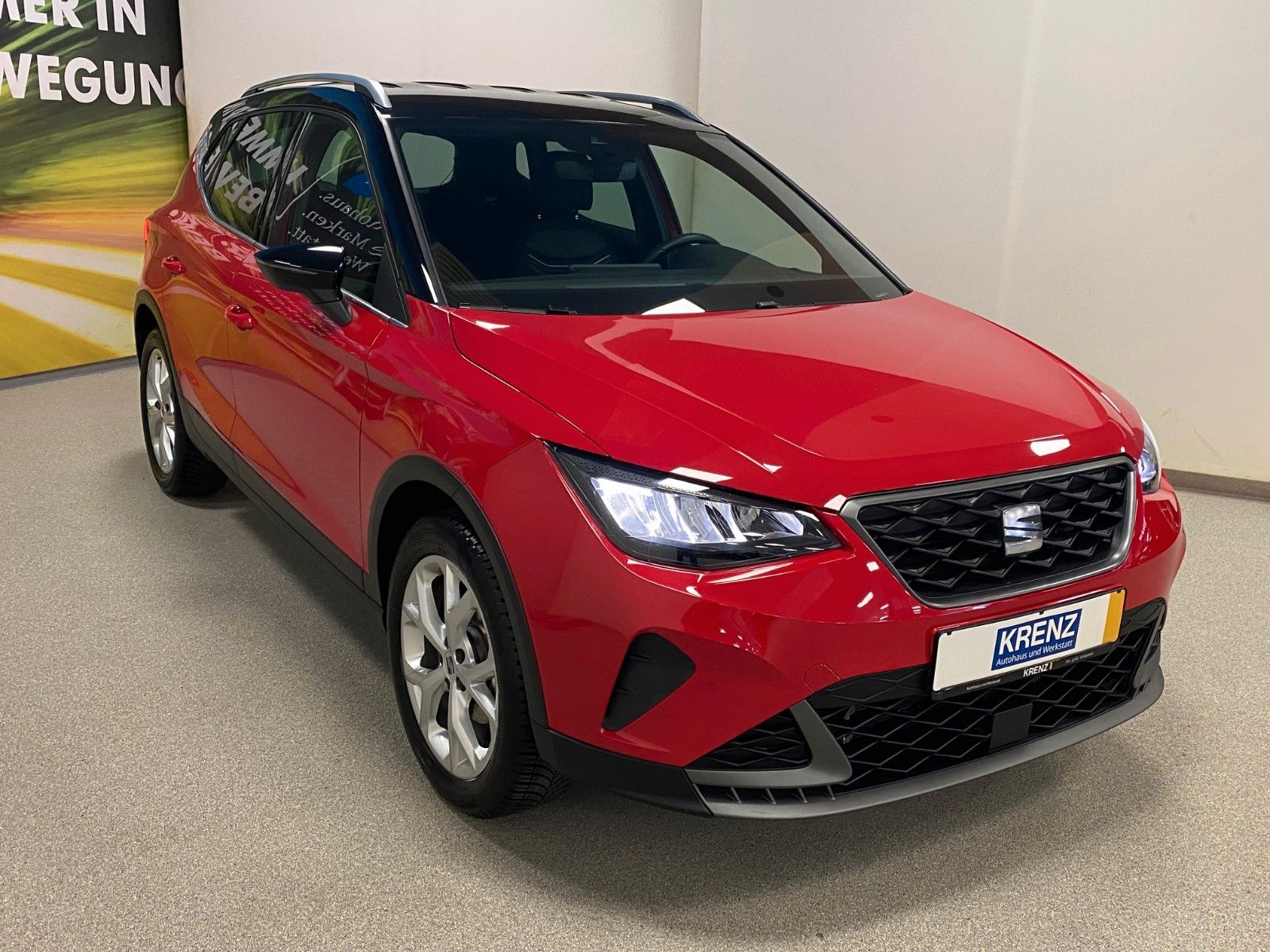 Fahrzeugabbildung SEAT Arona FR 1.0 TSI+NAVIGATION+ALLWETTER+WIRELESS+