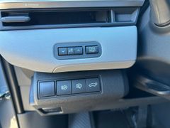 TOYOTA C-HR+ 77kWh AWD Lounge (NG26)