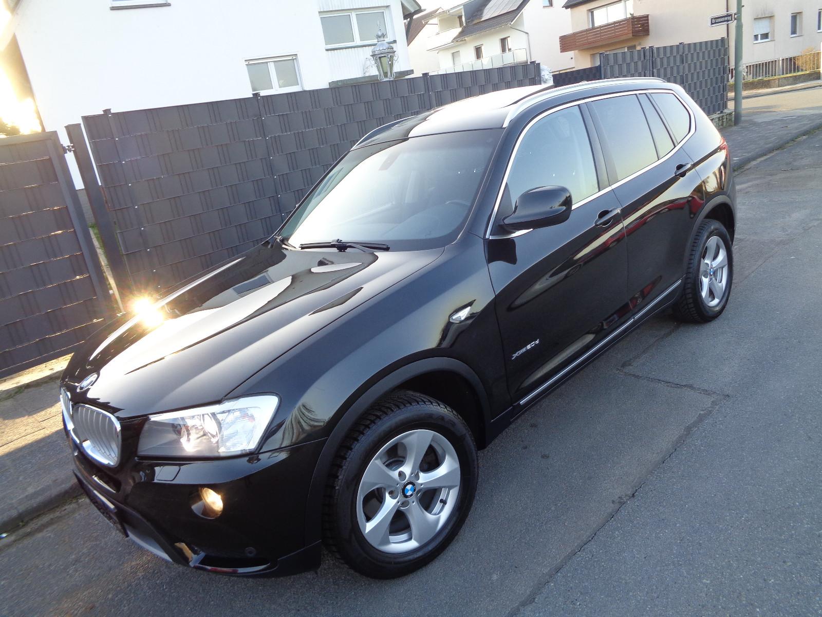 BMW X3 xD20d Aut. F25 Leder Pano.Navi. Xenon PDC AHK