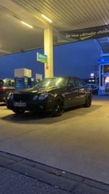 Mercedes-Benz Mercedes W211 E320 - Mercedes-Benz E 320: W211