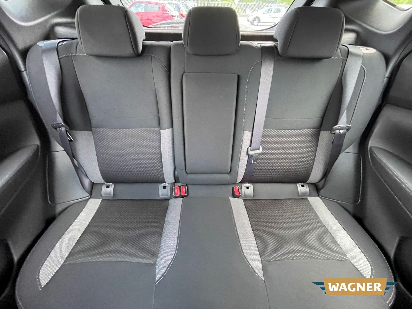 Fahrzeugabbildung Nissan Qashqai N-Connecta SHZ Tempomat 360°Kamera