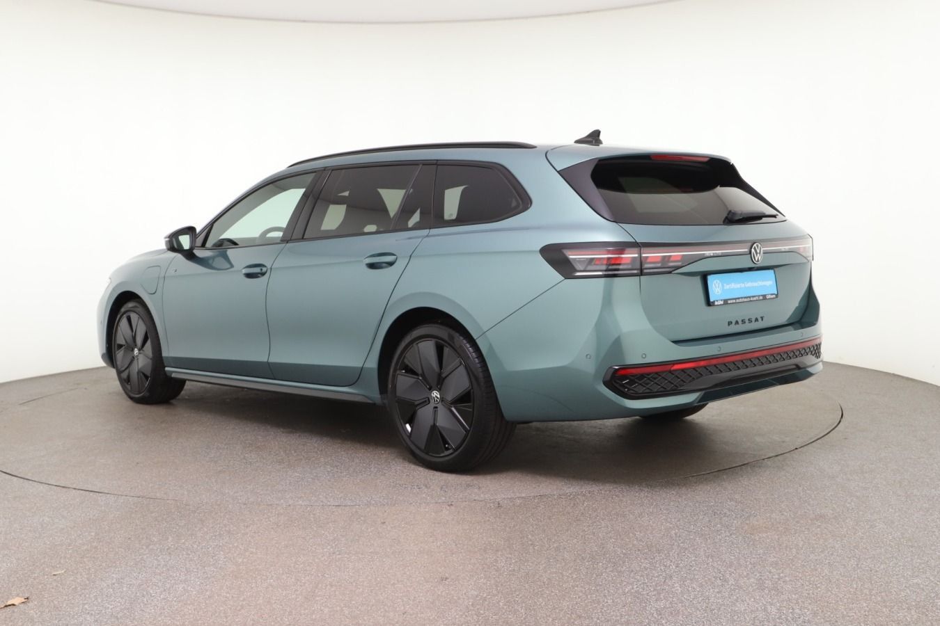 Volkswagen Passat Variant 1.5 TSI eHybrid DSG R-Line IQ.Lig foto 4