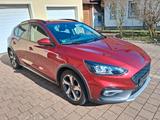 Ford Focus Active 1,0 92kW  Anhängekuppl - Ford Focus: 1.9