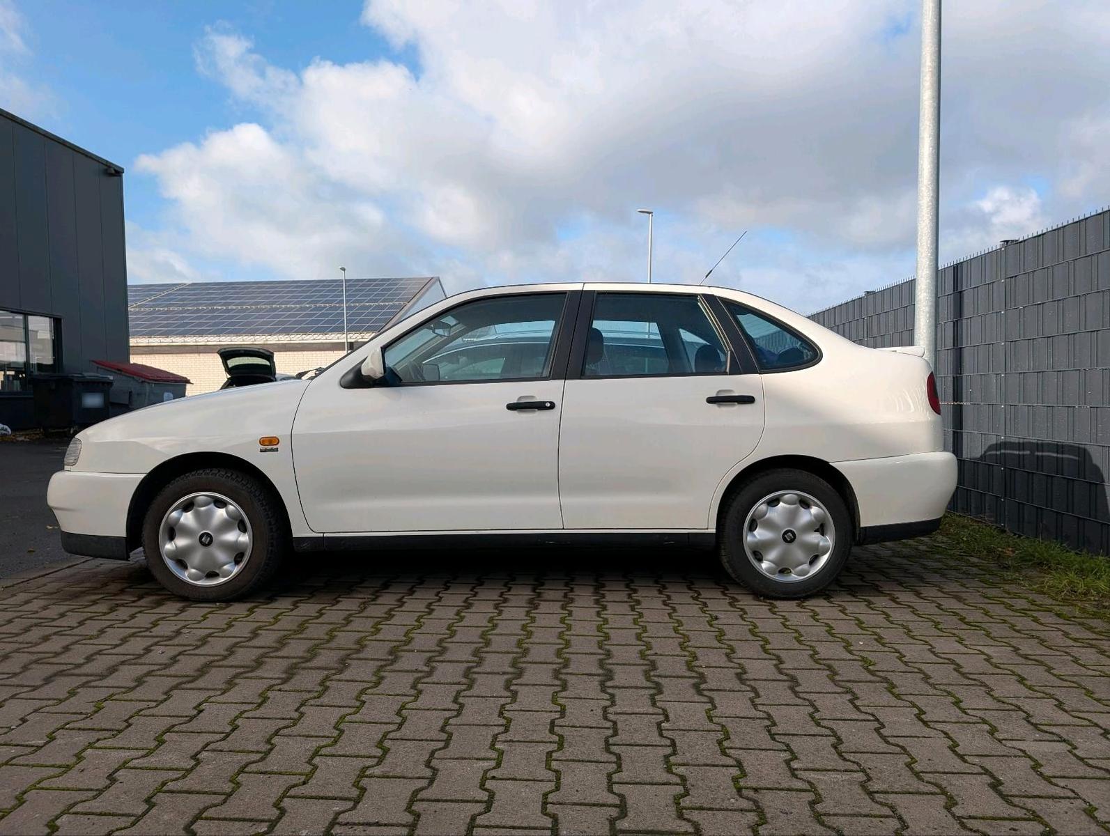 Seat Cordoba
