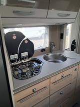 Dethleffs Nomad 490 EST Mover, Dachklima, Truma Combi E - Dethleffs Nomad