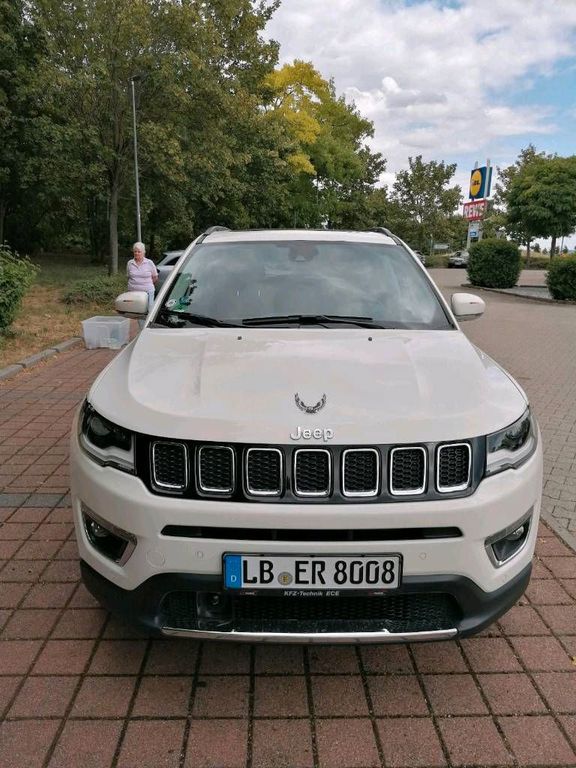 Image of Jeep Grand Cherokee