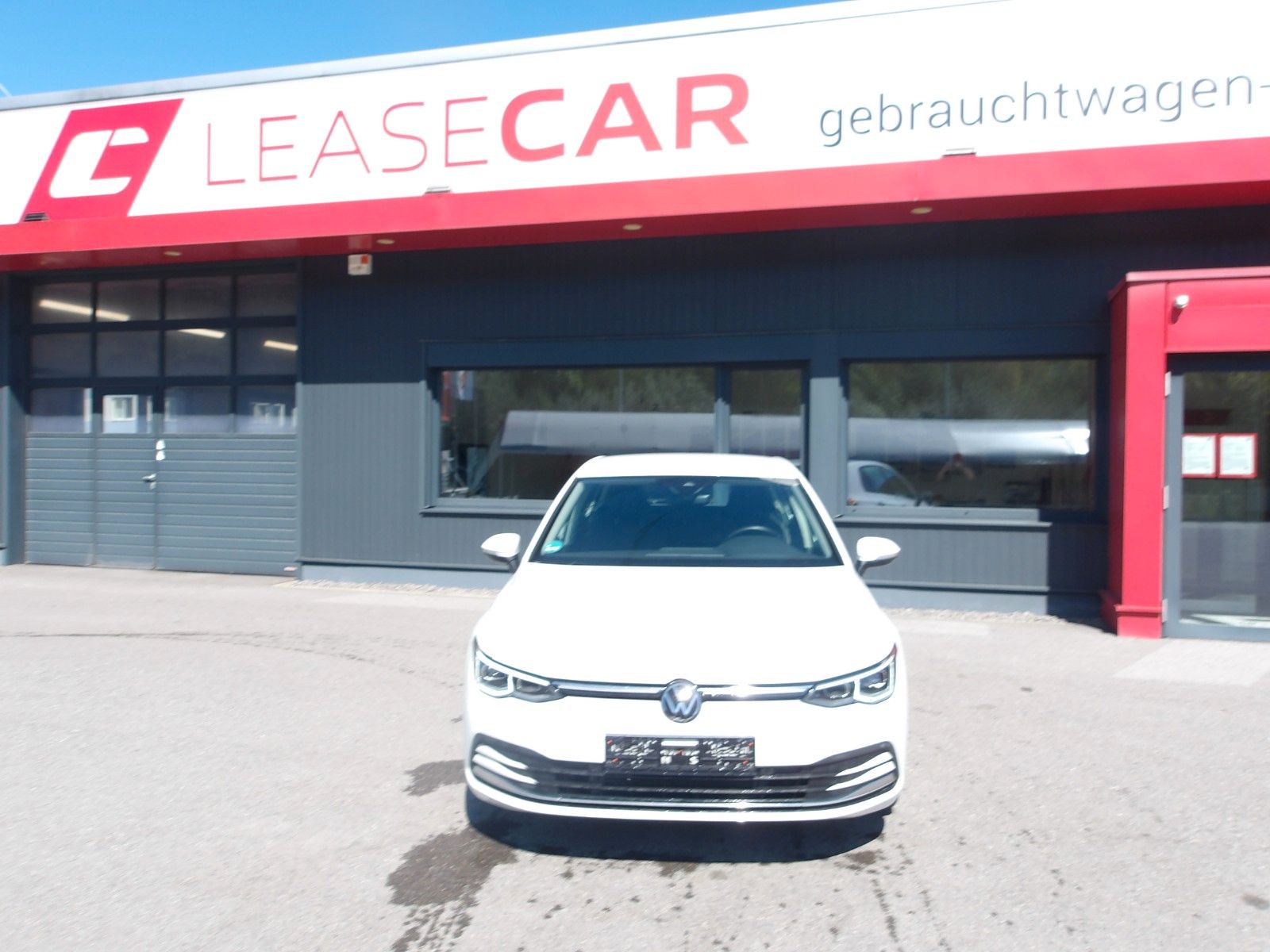 Volkswagen Golf VIII Lim. Style 110kw *LED+*NAVI*EXP.14990* imagem 2