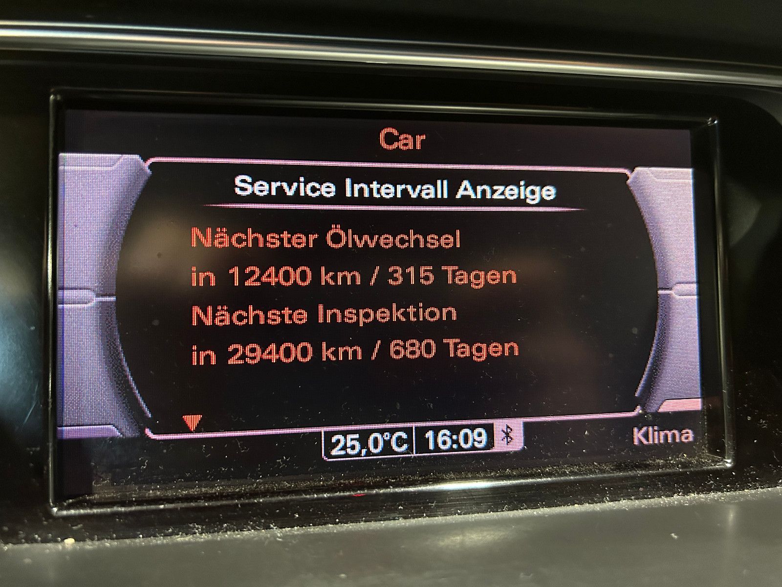 Fahrzeugabbildung Audi A4 Avant Attraction/SHZ/TEMPOMAT/PDC/KLIMA