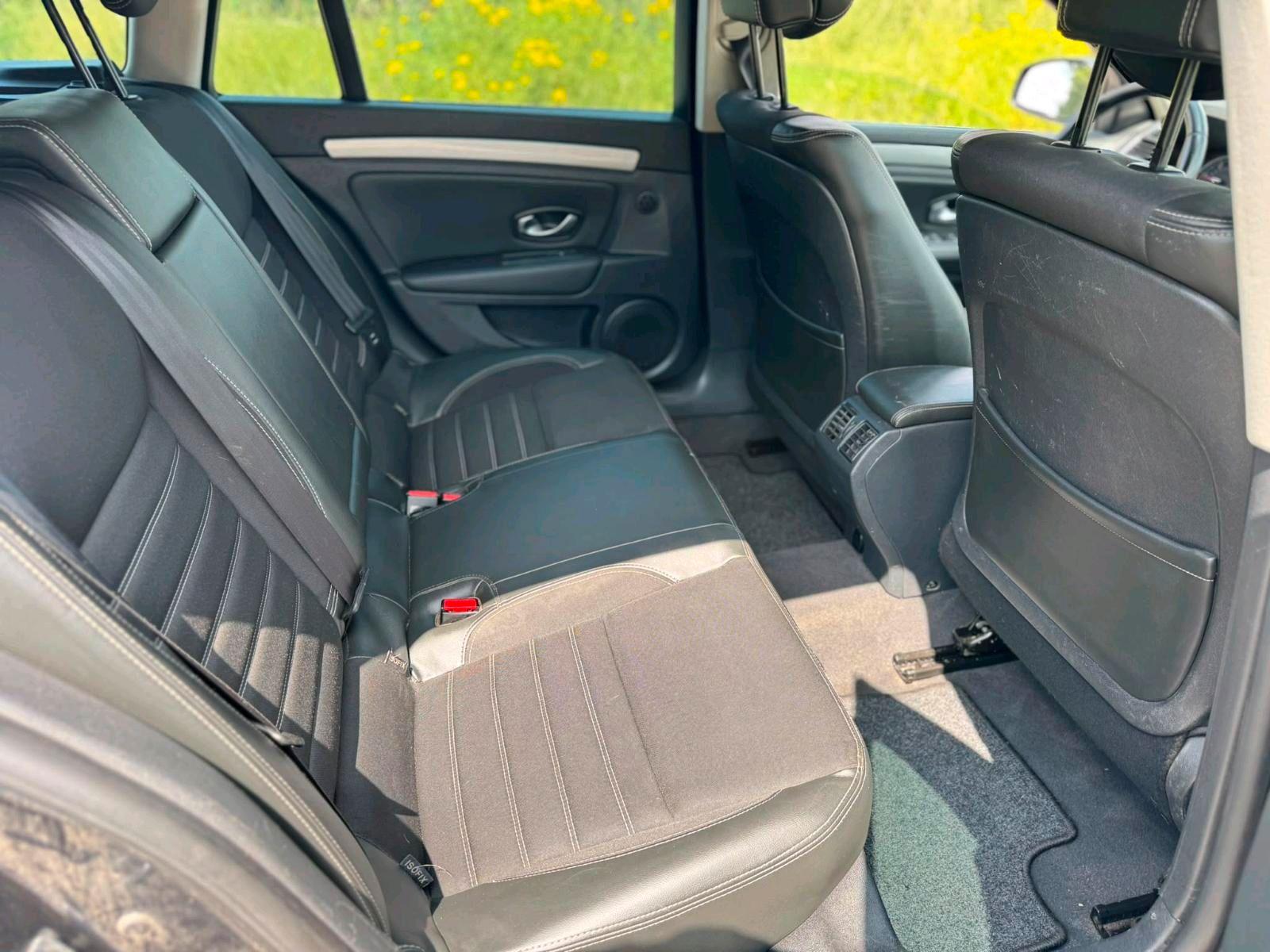 Renault Laguna 2014 — photo 10