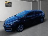 Kia Ceed 1.6 GDI SW UEFA EURO 2016 - Kia cee'd Sportswagon mit Benzin-Antrieb: Kombi, Schaltgetriebe