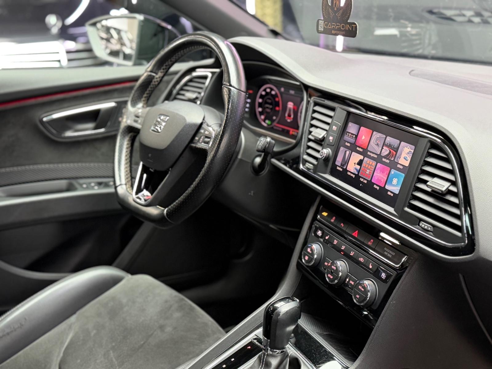 Seat Leon ST Cupra 300 4Drive/LED/ACC/Virt/CAM/BT