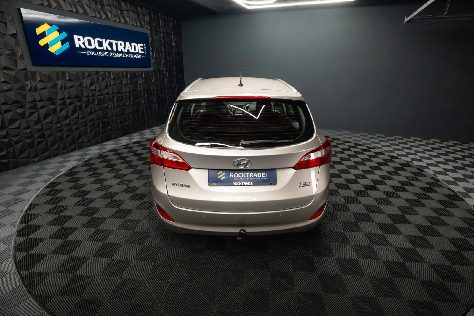 Hyundai i30 cw blue Trend | 1.Hand | LED | AHK | LHZ