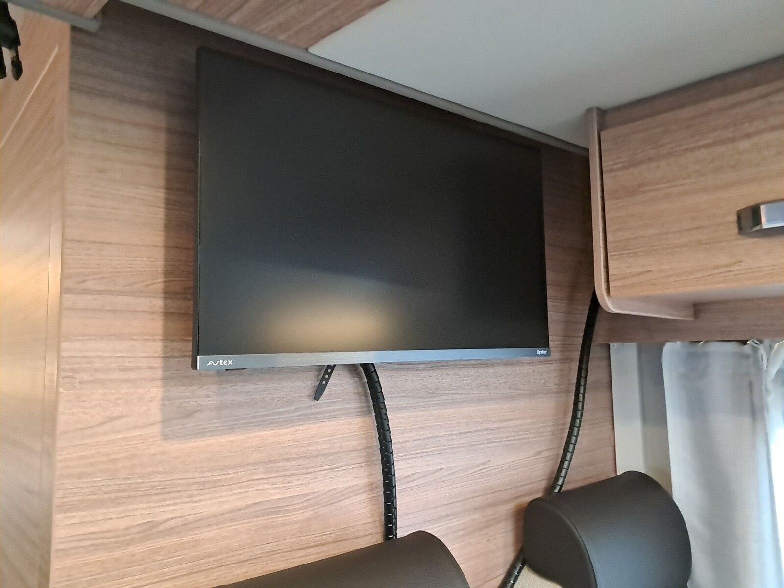 Fahrzeugabbildung Weinsberg CaraCompact Suite MB EDITION PEPPER 640 MEG AHK