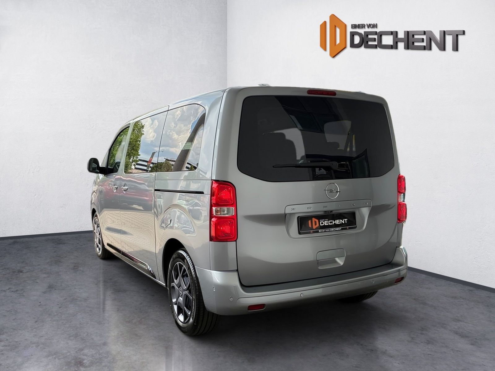 Fahrzeugabbildung Opel Zafira Life 2.2 Diesel (L2) Edition M Kamera,LED