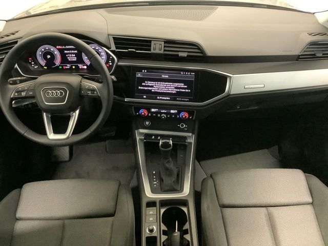 Q3 advanced 35 TFSI 110(150) kW(PS) S tronic