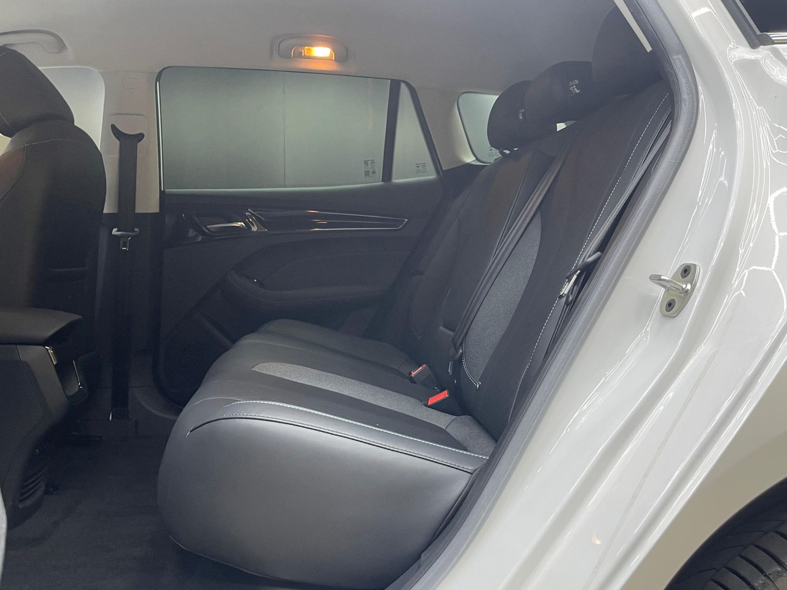 Fahrzeugabbildung MG MG5 51 KWH Luxury NAVI+LED+SHZ+DAB+ACC+360°+DAB+