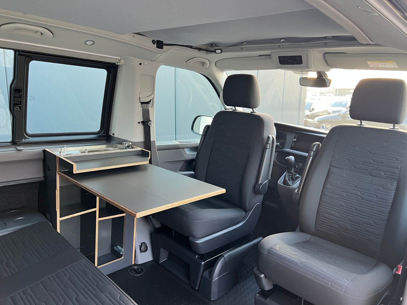 Fahrzeugabbildung Volkswagen T6.1 SpaceCamper Light XL Caravelle 2.0 TDI 4 Mo