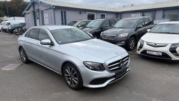 Mercedes E 200 - 4