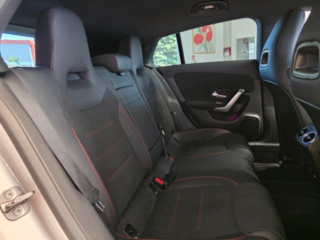 MERCEDES-BENZ CLA Shooting Brake — Foto 28