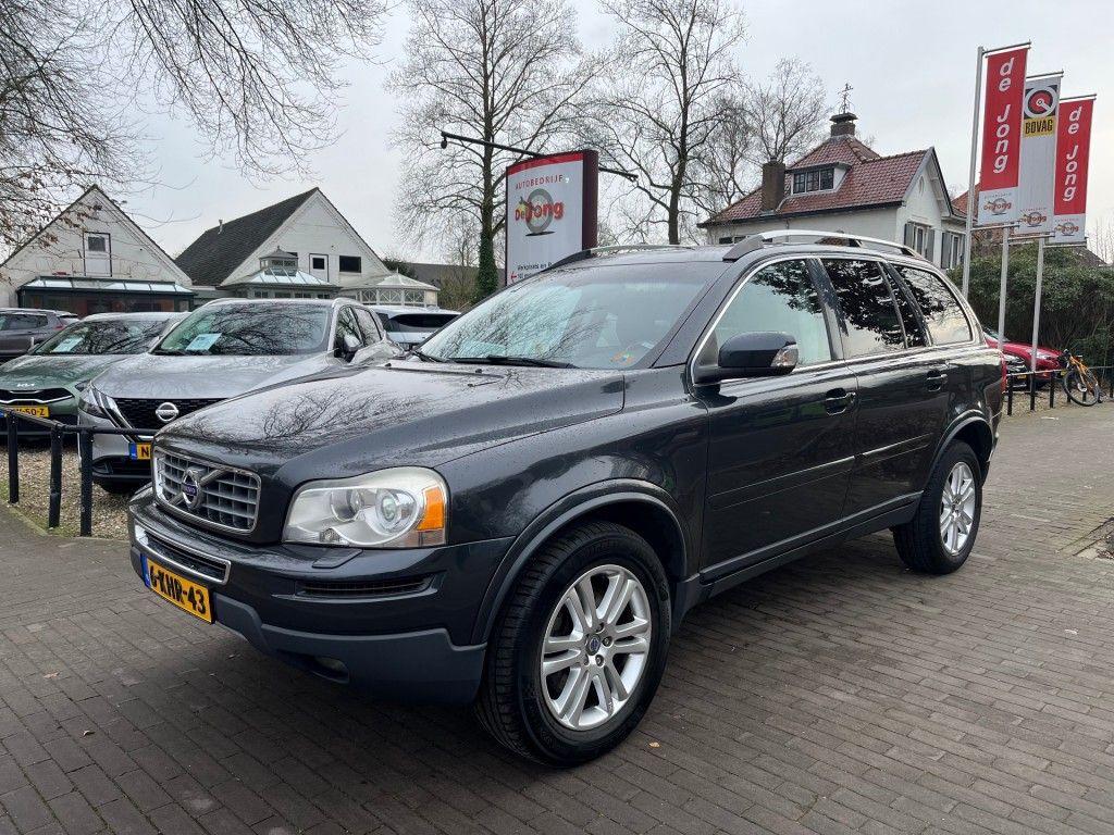 Volvo XC90 2.4 D3 2WD SUMMUM 7-PERS. automatik / Schie
