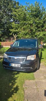 Lancia Voyager 2.8 MultiJet 16v Platinum Automatik ... - Lancia Voyager von privat