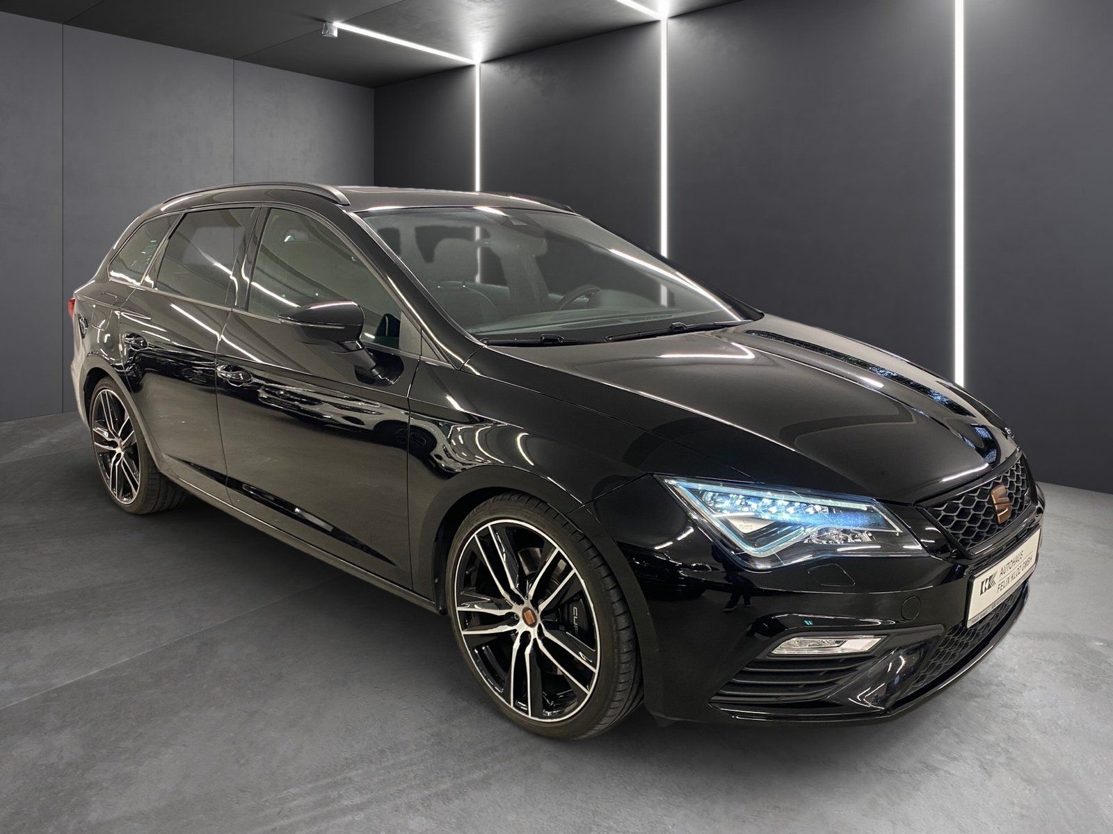 Fahrzeugabbildung SEAT Leon ST 2.0 TSI Cupra 4Drive*ACC*PanoDach*Kamera