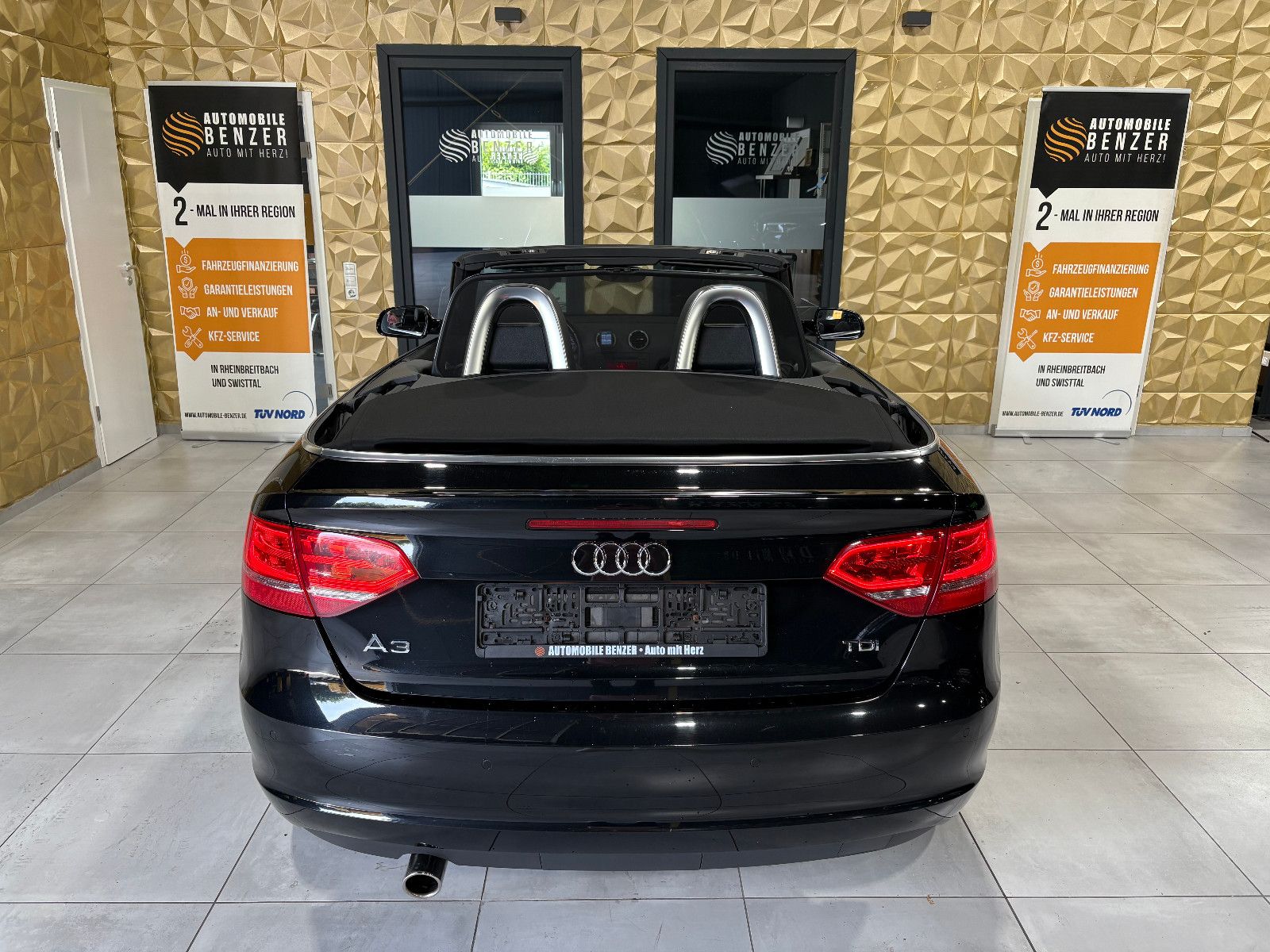 Fahrzeugabbildung Audi A3 Cabriolet Attraction/PDC/SHZ/KLIMA/ALCANTARA