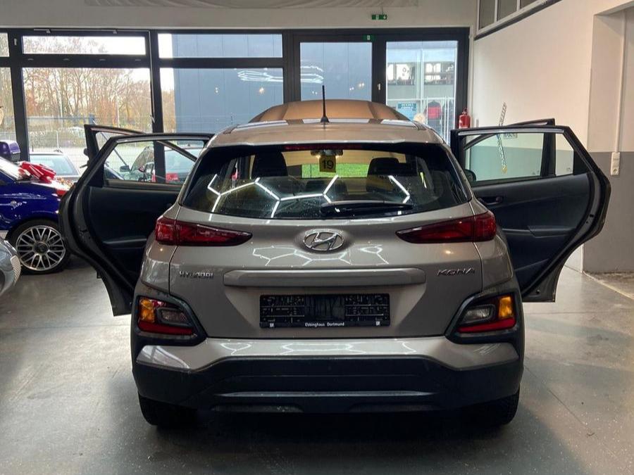 Hyundai Kona Pure 2WD